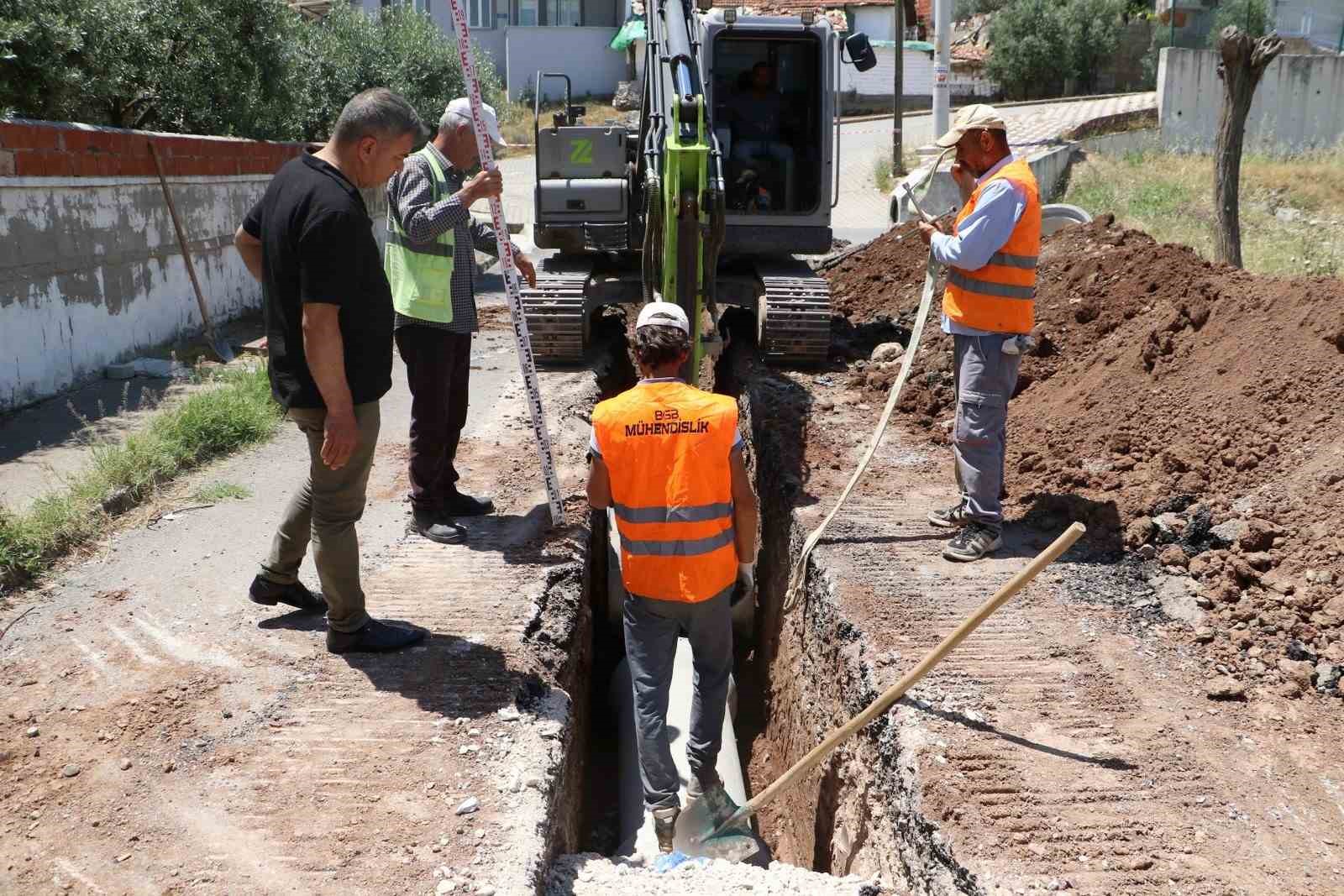 Sel mağduru Hacıishak Mahallesi yağmur suyu hattına kavuşuyor
