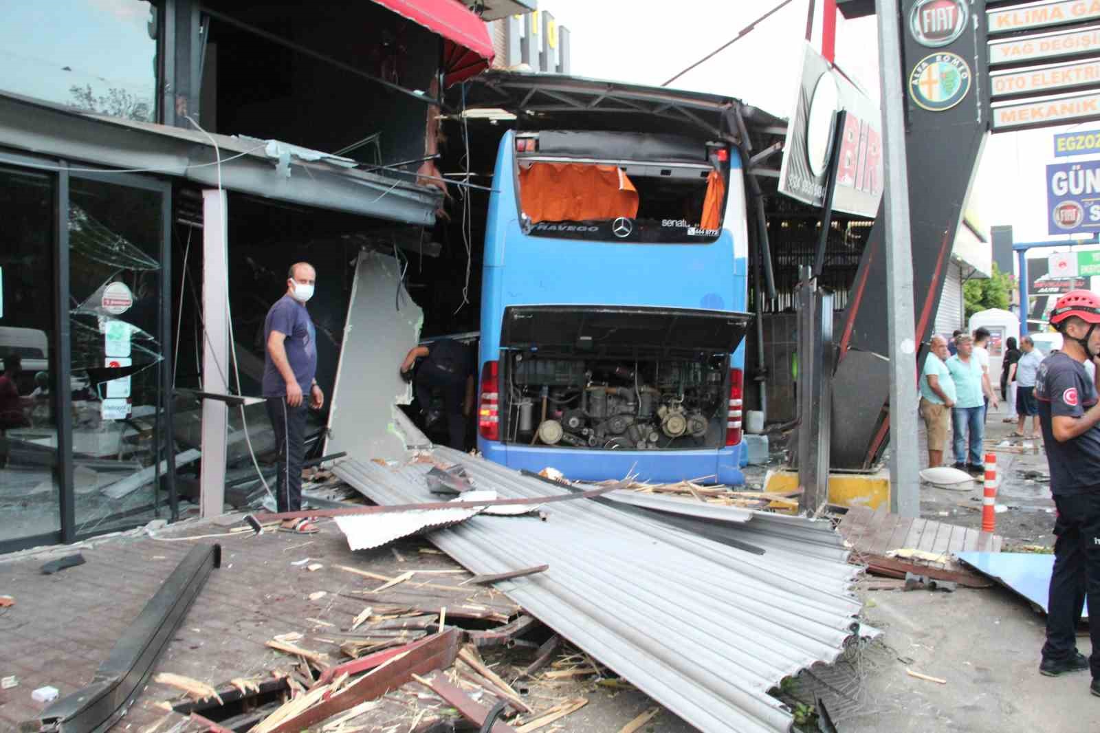 İlk kazadan yaralı olarak kurtuldu, 3 yıl sonra ilk iş günündeki ikinci kazada hayatını kaybetti
