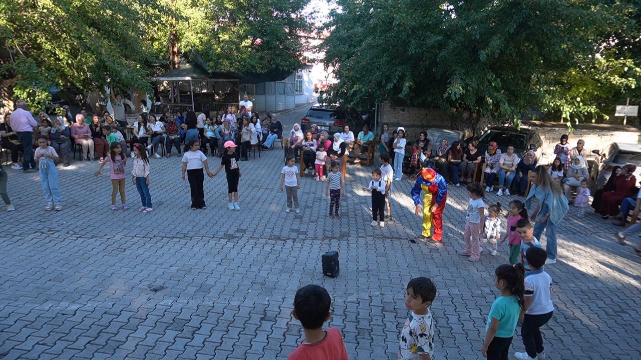 Elazığ’da öğrenciler doyasıya eğlendi
