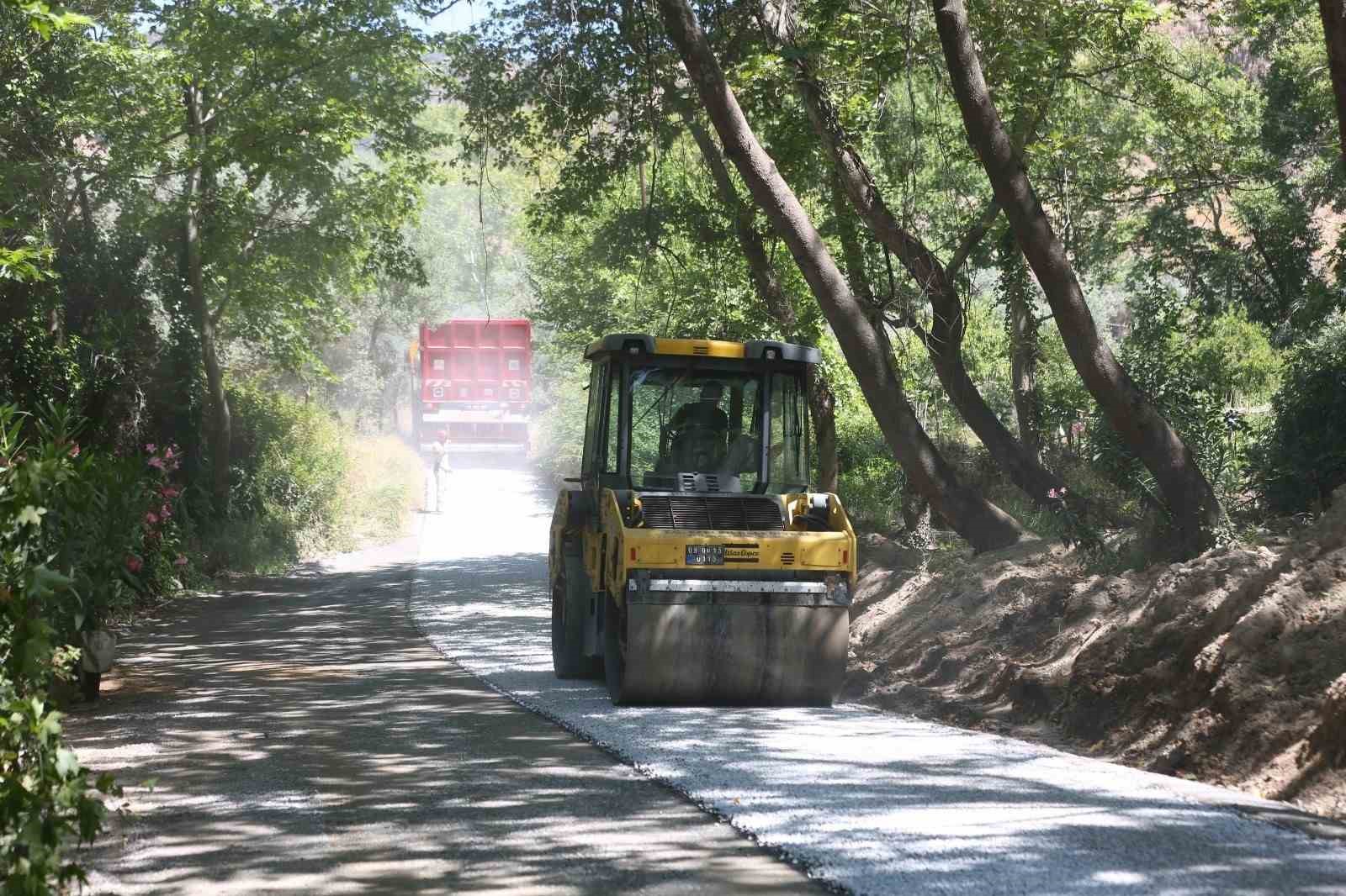 Efeler’in ulaşım ağı yenileniyor
