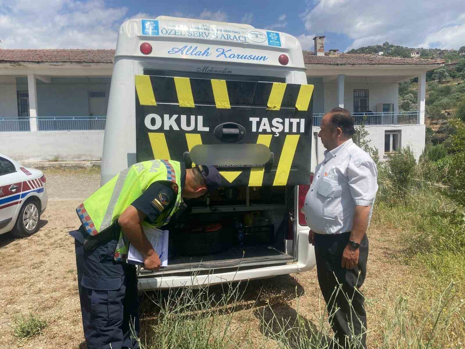 Karpuzlu’da okul servisleri denetlendi
