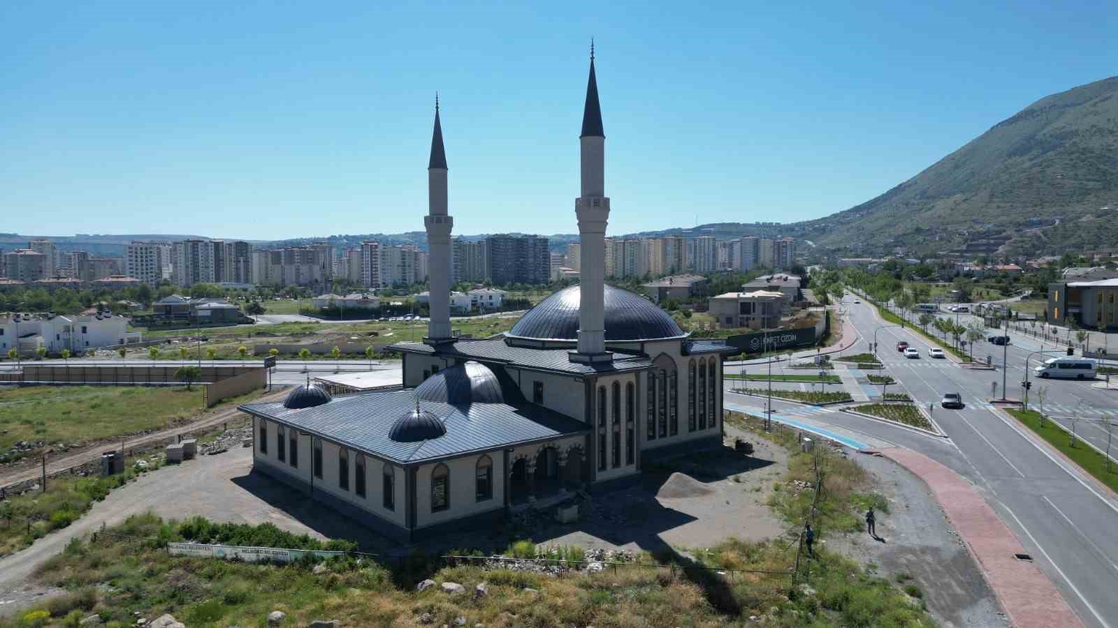 Ali Erkara Camii için son hazırlıklar tamamlanıyor
