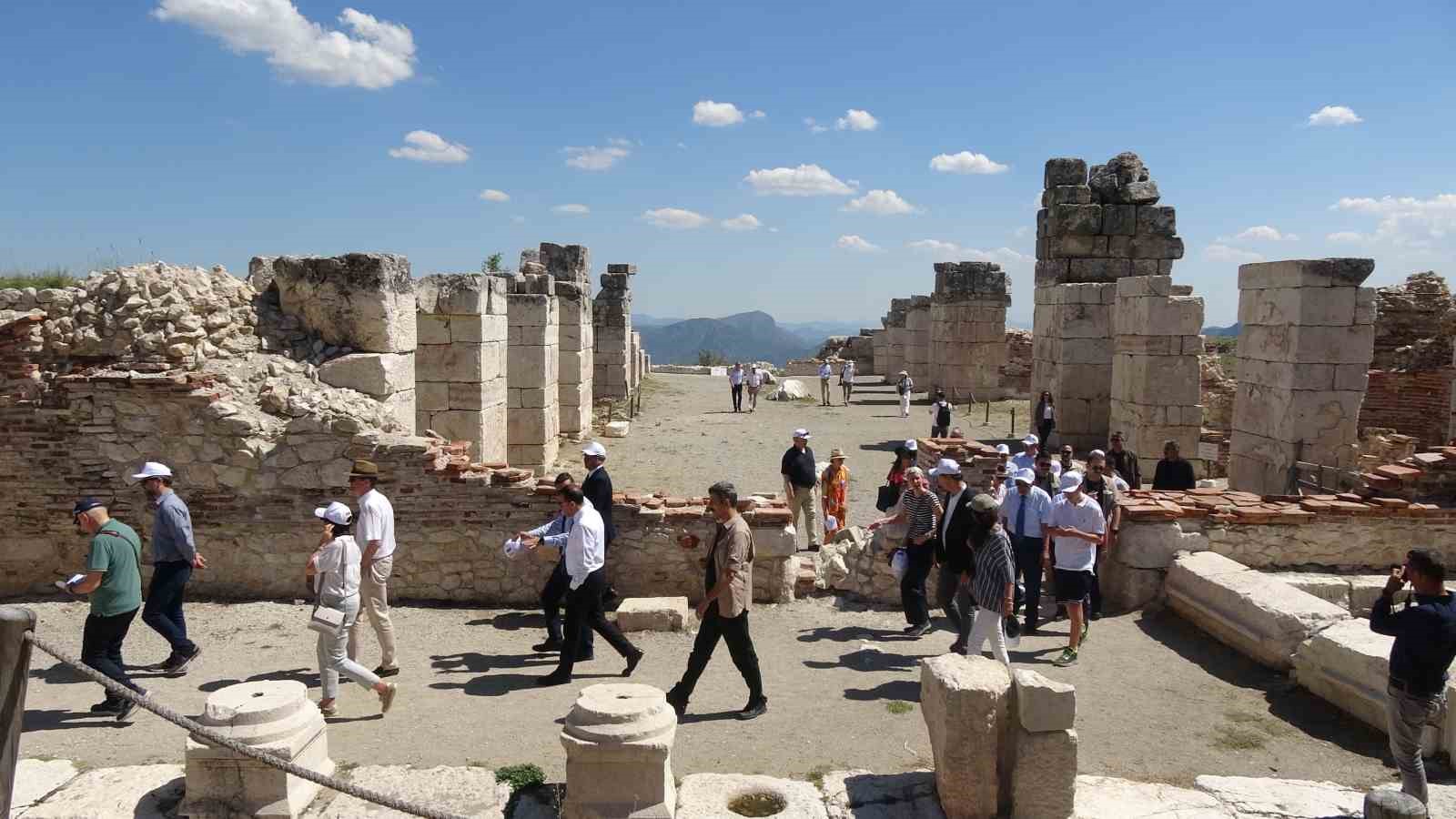 AB büyükelçileri Sagalassos Antik Kenti’nde bir araya geldi
