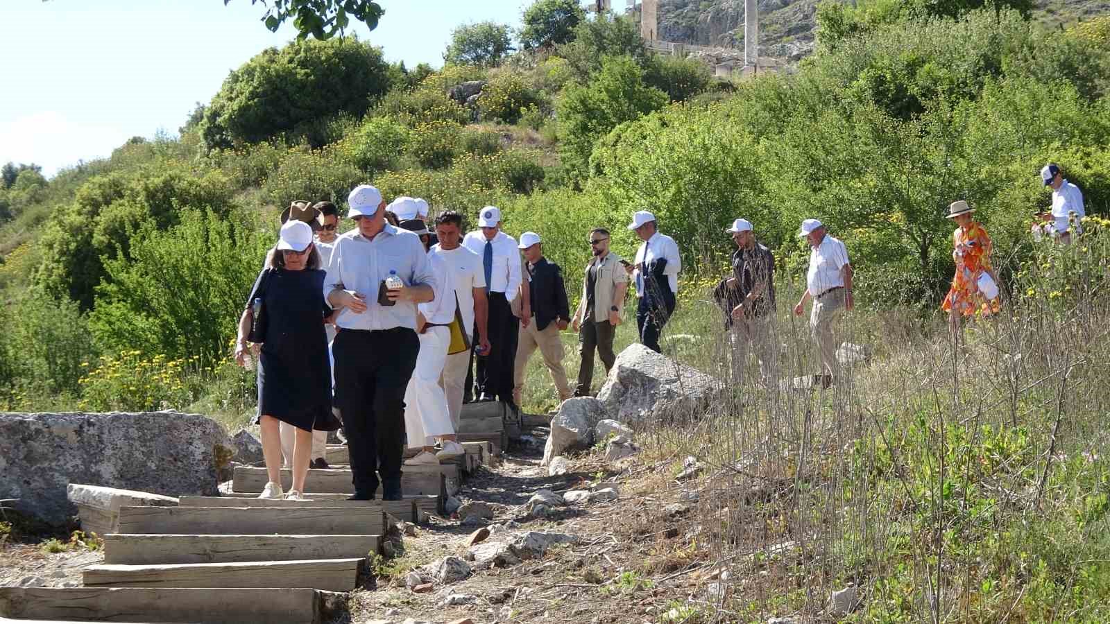 AB büyükelçileri Sagalassos Antik Kenti’nde bir araya geldi
