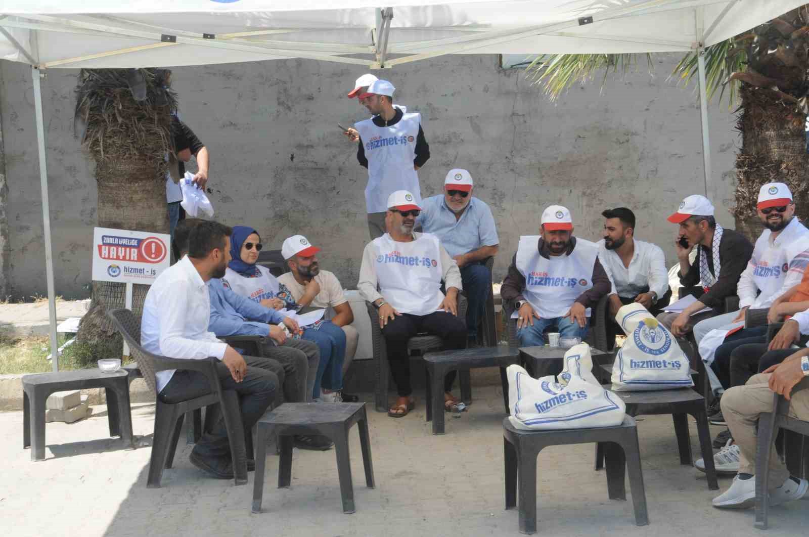 HAK-İŞ, Cizre Belediyesi önündeki çadır eylemini sonlandırdı
