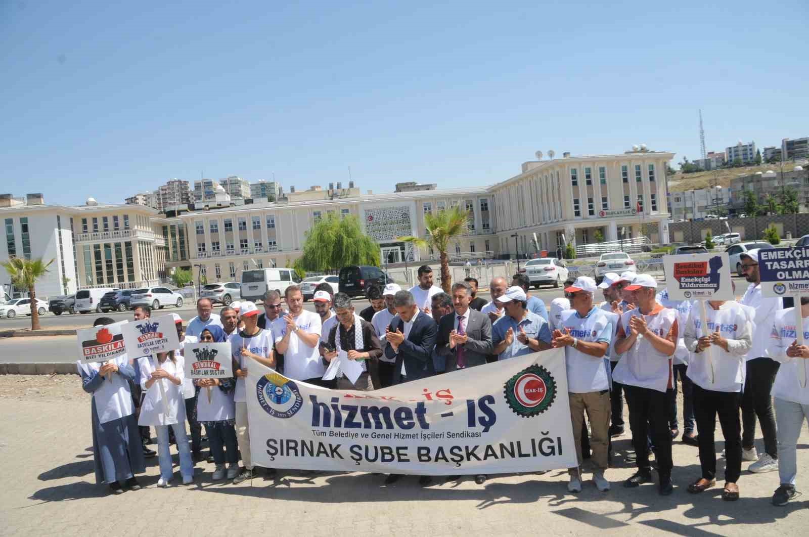 HAK-İŞ, Cizre Belediyesi önündeki çadır eylemini sonlandırdı
