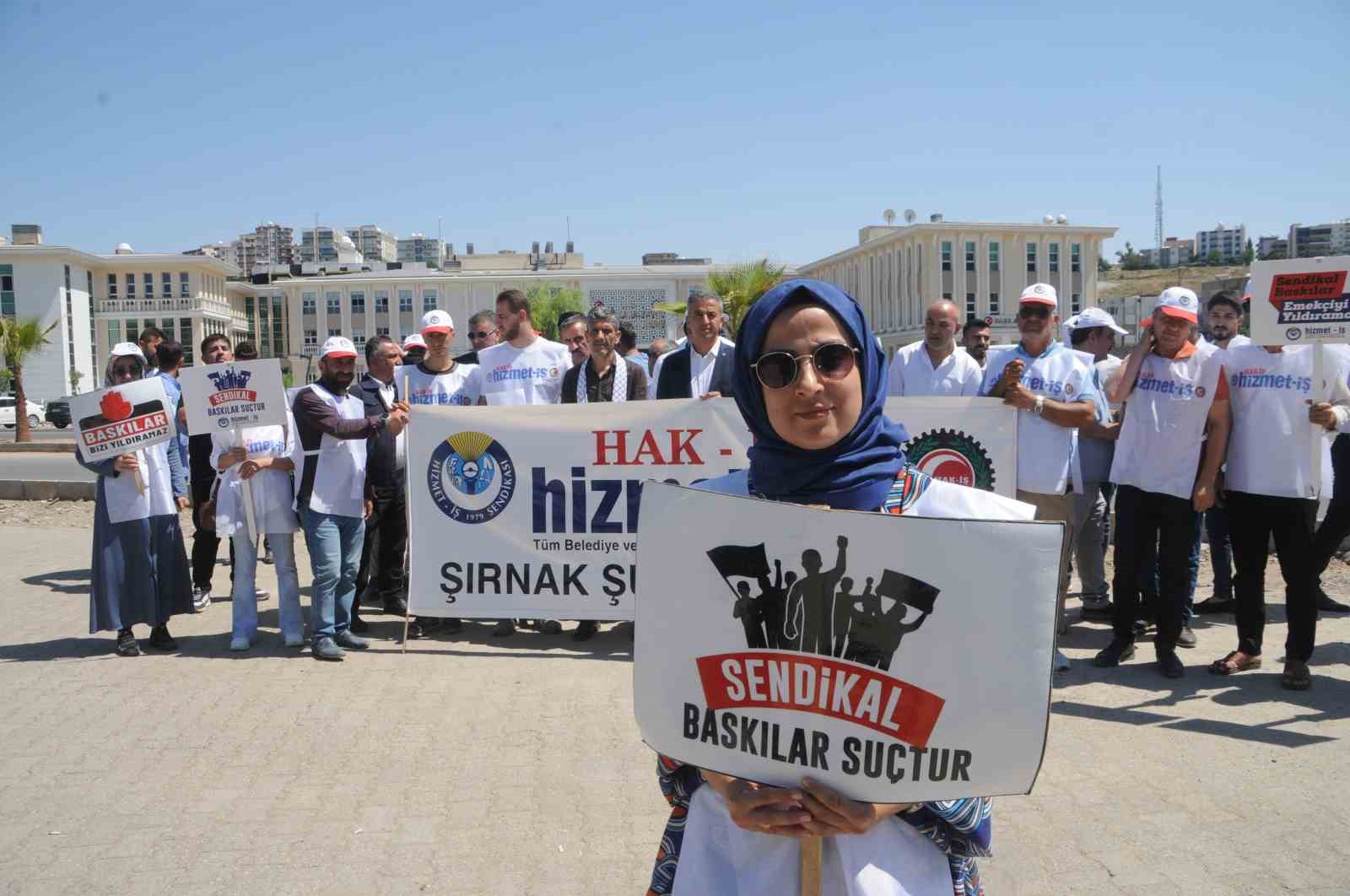 HAK-İŞ, Cizre Belediyesi önündeki çadır eylemini sonlandırdı
