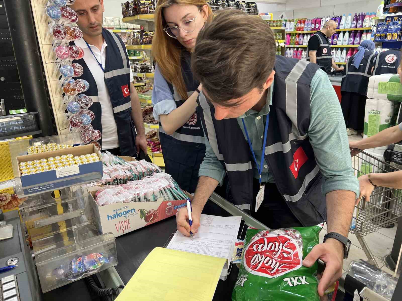 Manisa’da market denetimleri sıklaştırıldı
