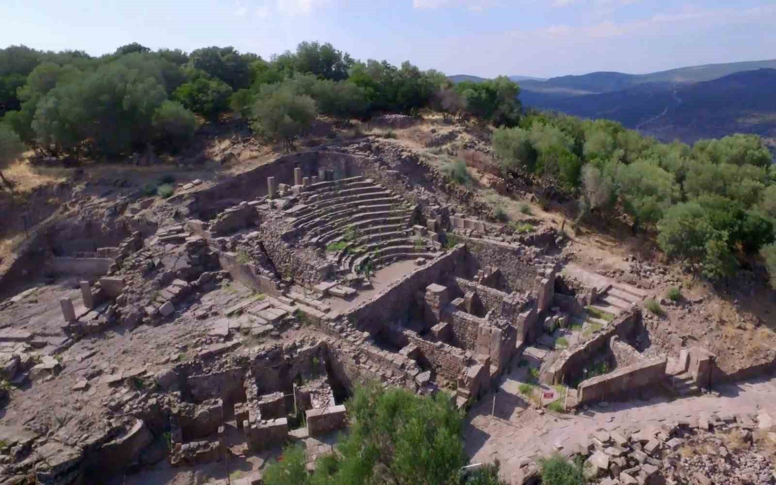 Yunusemre Aigai’deki kazı çalışmalarında desteğini sürdürecek
