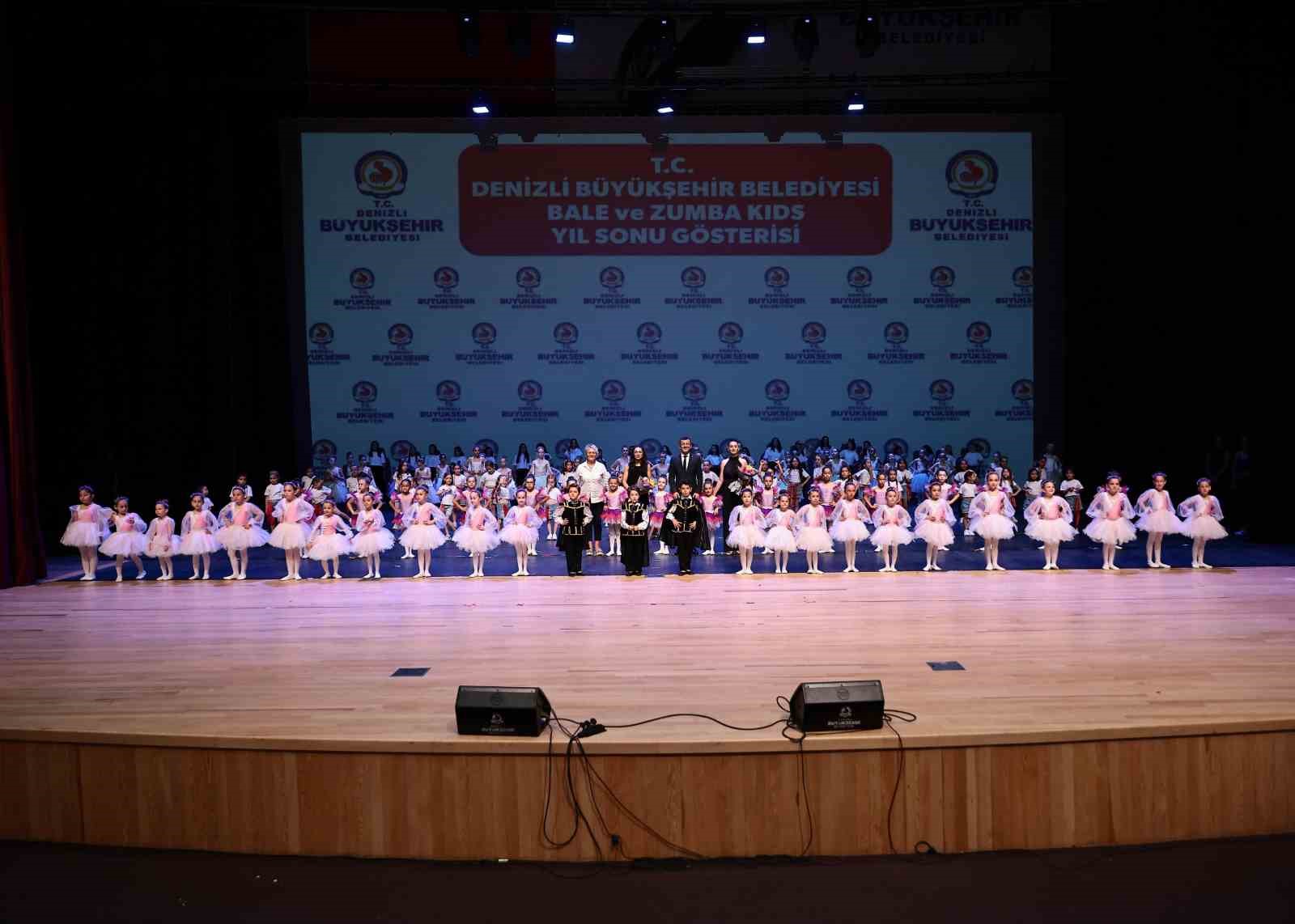 160 çocuk bale ve zumba kids gösterileriyle izleyenleri büyüledi
