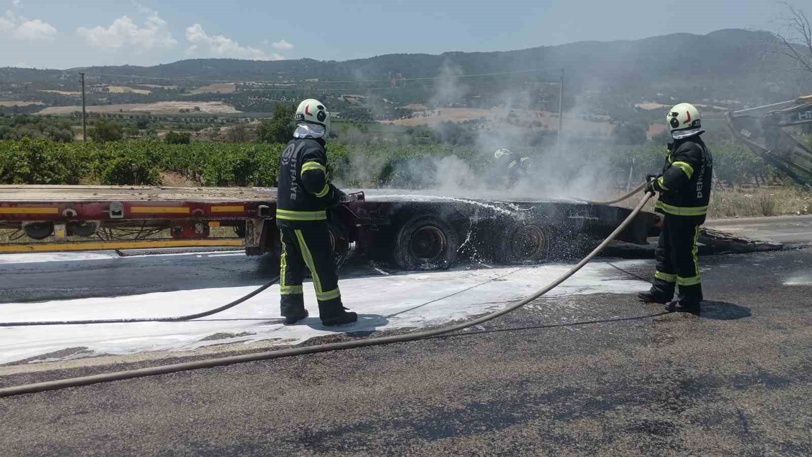 Patlayan lastik yangına neden oldu
