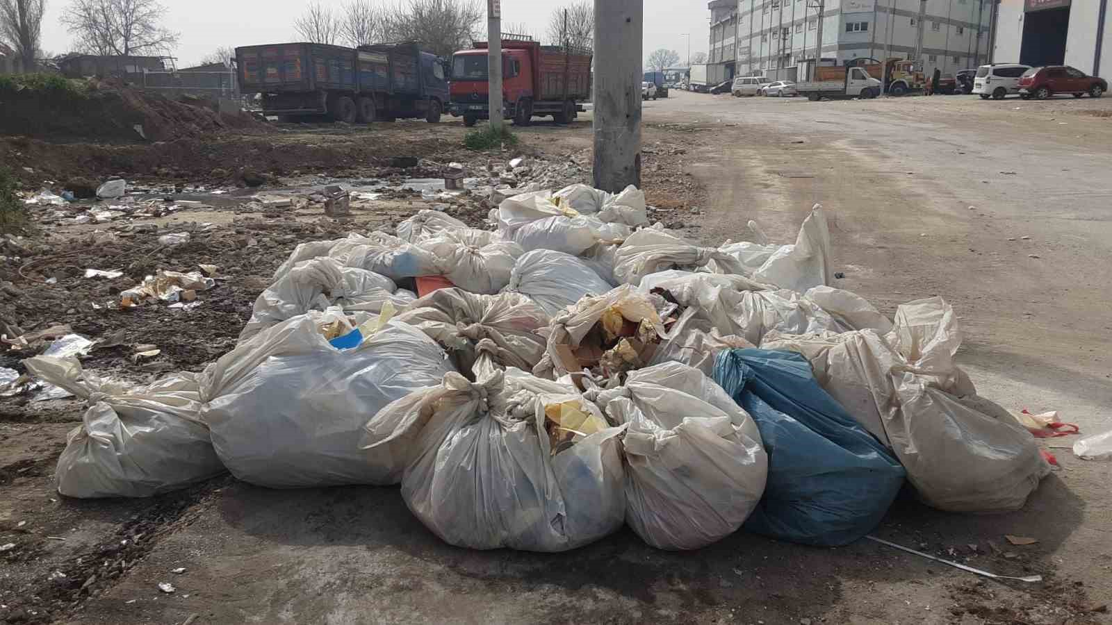 İnegöl zabıtası çevre için görev başında
