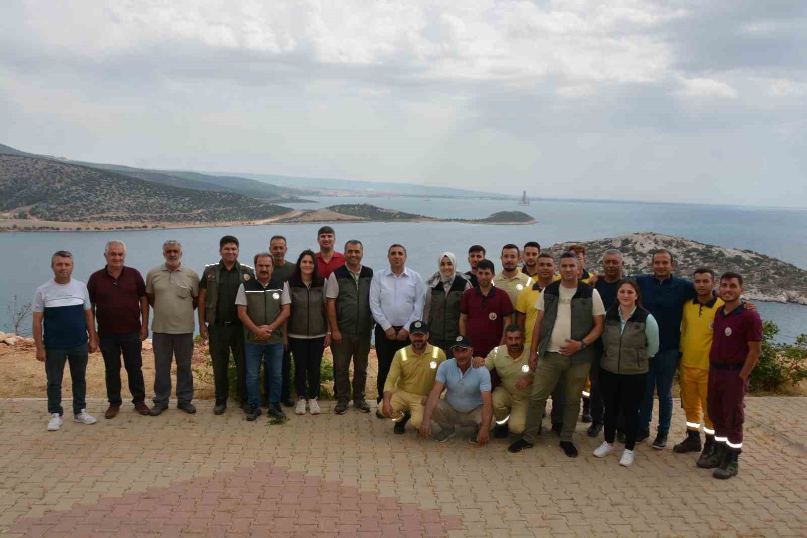 Silifkeli muhtarlar orman yangınları konusunda bilgilendirildi
