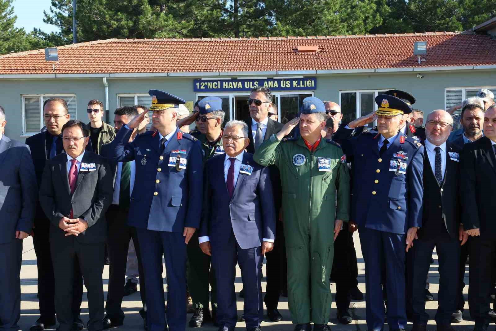 Başkan Büyükkılıç; şehitleri memleketlerine uğurladı
