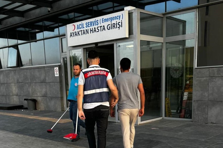 Terör propagandasına İzmir jandarmasından operasyon: 6 gözaltı
