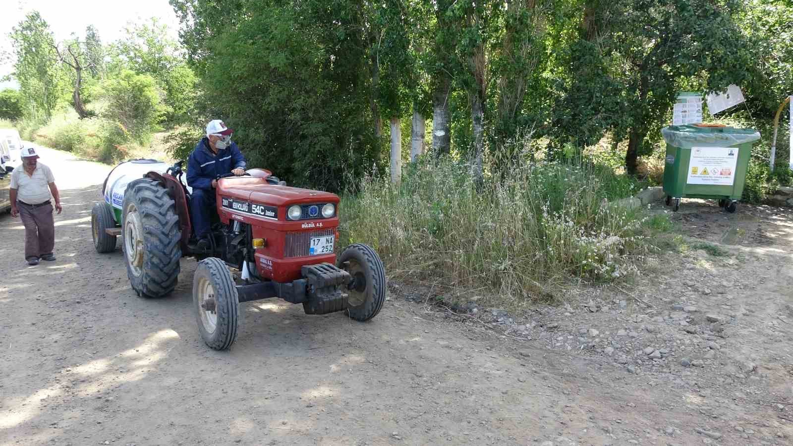 Lapseki’de, 5 Haziran Dünya Çevre Günü’nde zirai ilaç atıklarıyla mücadele başlatıldı
