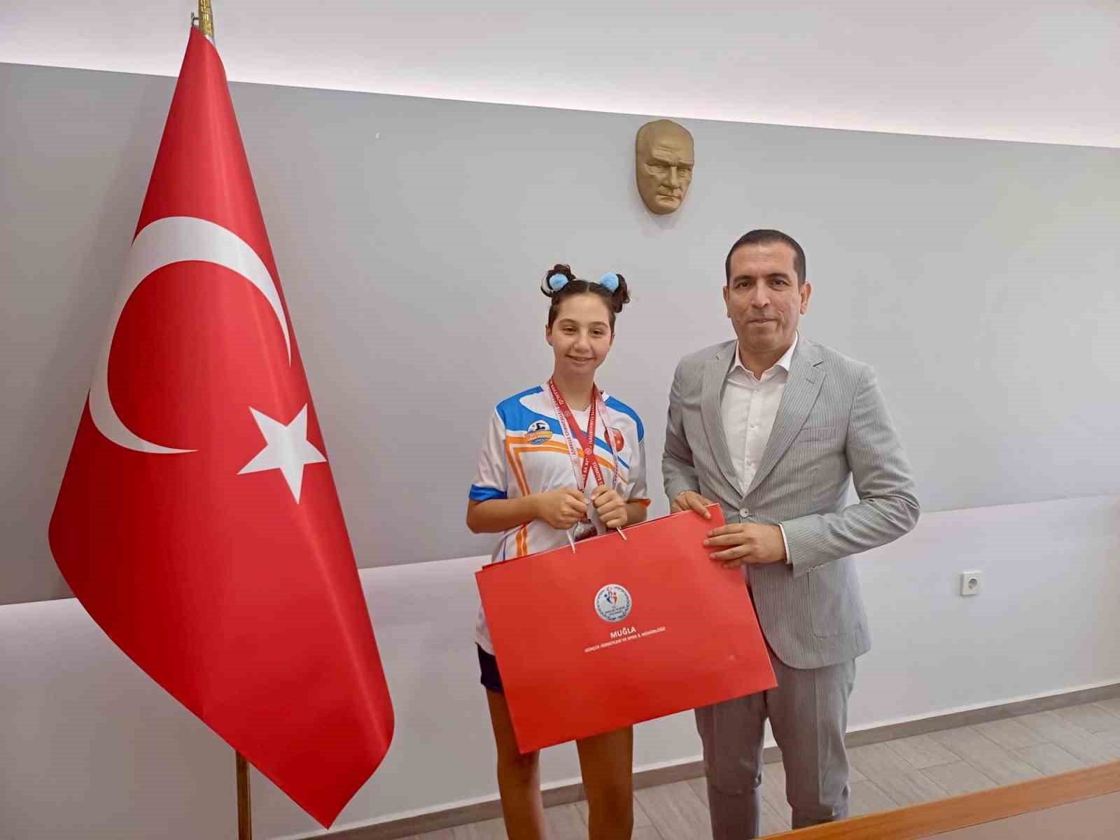 Kaymakam Aktaş özel sporcuları ağırladı
