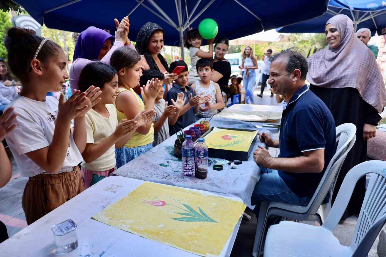 Çocuklar çim adam yaptılar, kukla gösterisiyle eğlendiler
