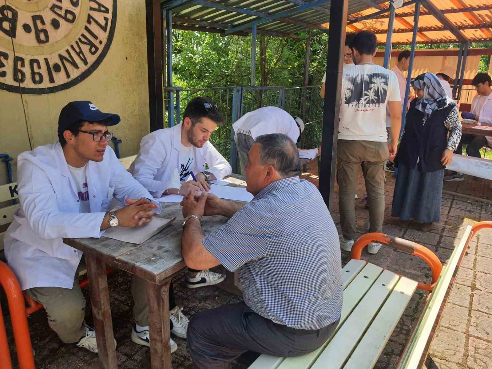 Sağlık turnesinde vatandaşlar bilgilendirildi
