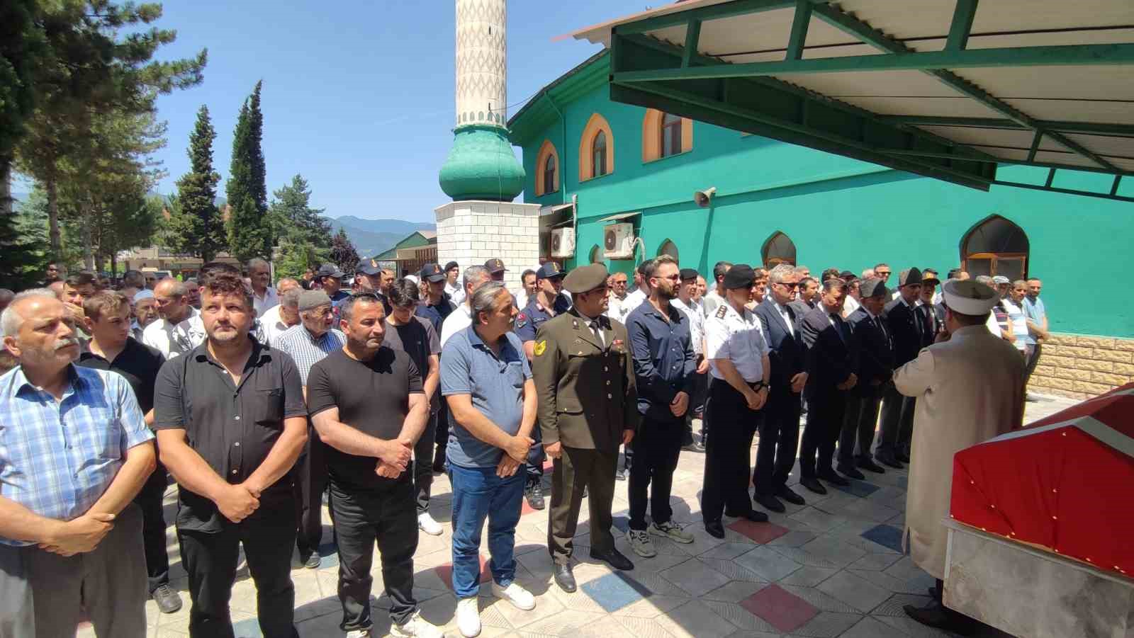 Kıbrıs gazileri törenle sonsuzluğa uğurlandı
