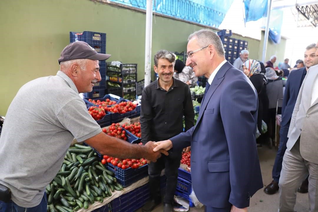 Çarşamba’da pazar yerleri iyileştiriliyor
