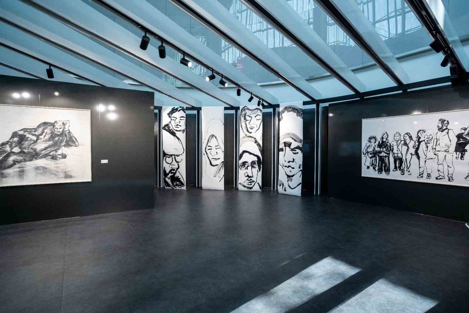 İGA ART Galeri’de Venezuelalı sanatçının “İstanbullular” sergisi açıldı
