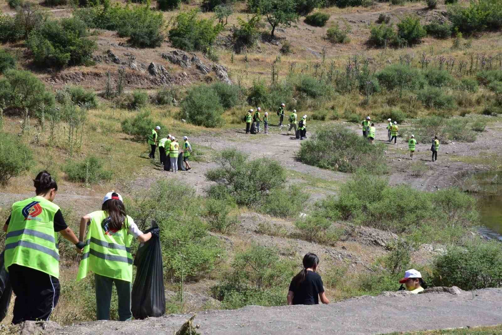 Sındırgı’da temiz çevre etkinlikleri gerçekleştirildi
