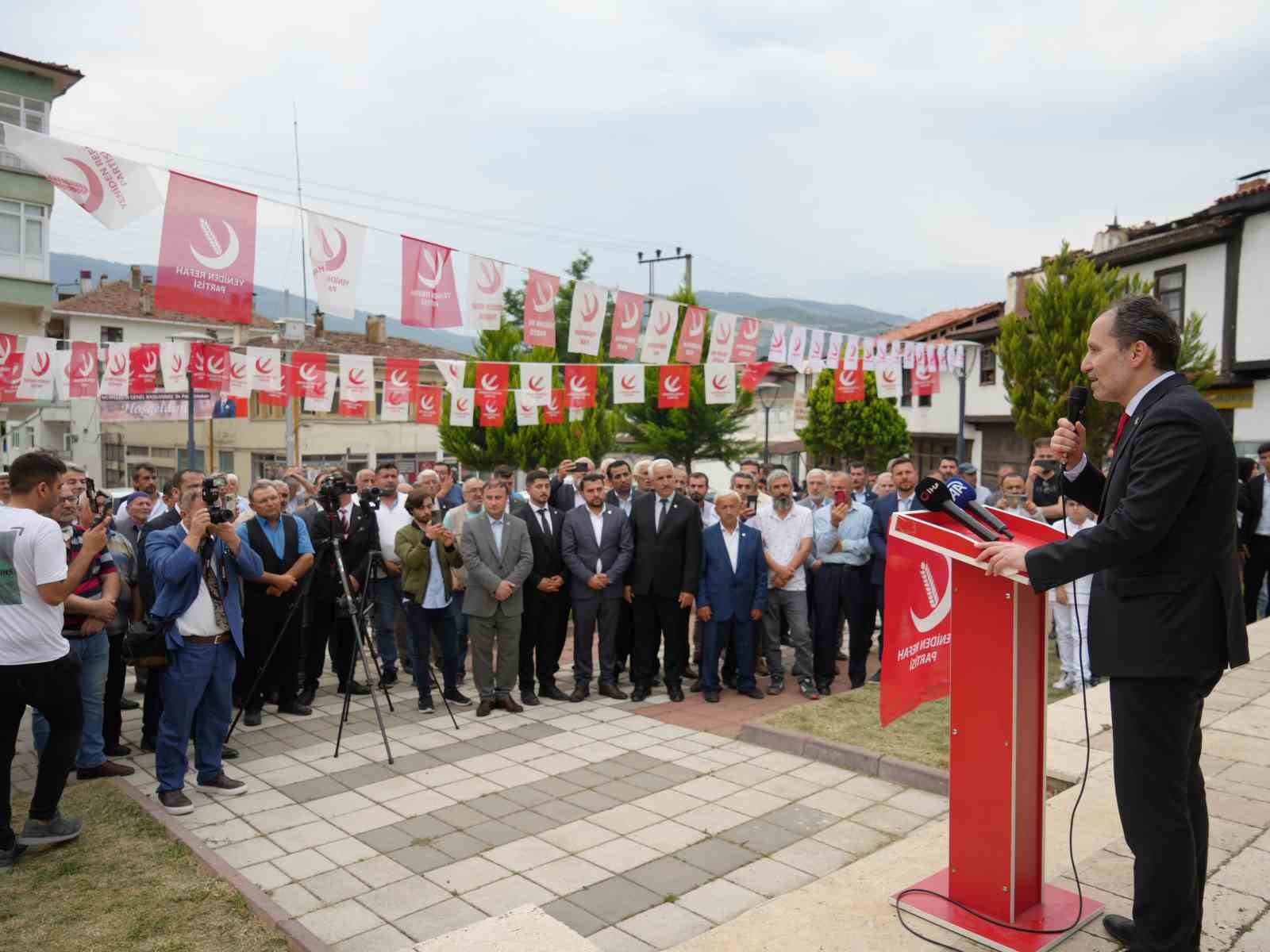 Yeniden Refah Partisi Genel Başkanı Erbakan: “Yeniden Refah Partisi, Türkiye’nin en hızlı büyüyen partisi olarak yoluna devam ediyor