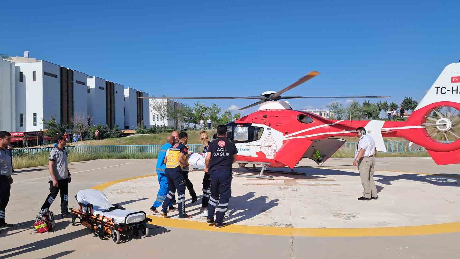 Ambulans helikopter KOAH hastası için Karaman’dan Ankara’ya havalandı
