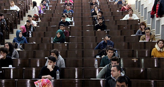 Üniversite adayları heyecanını ‘gevşeme egzersizi’ ile yenebilir
