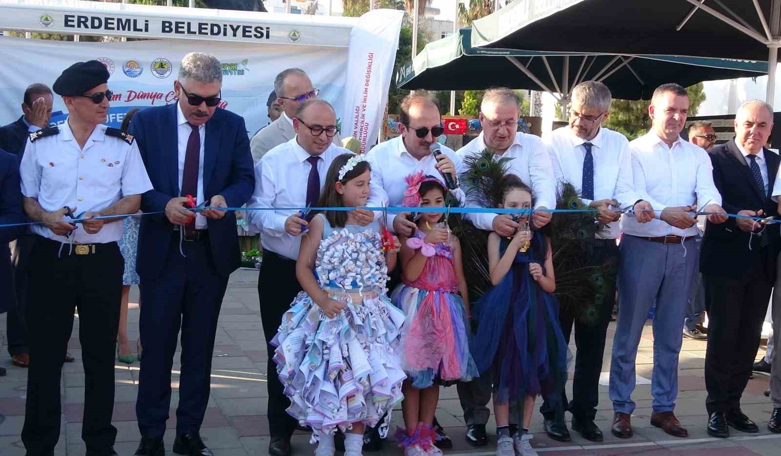 Mersin’de 40 bin ton atık geri kazandırıldı, üretilen ürünler sergilendi
