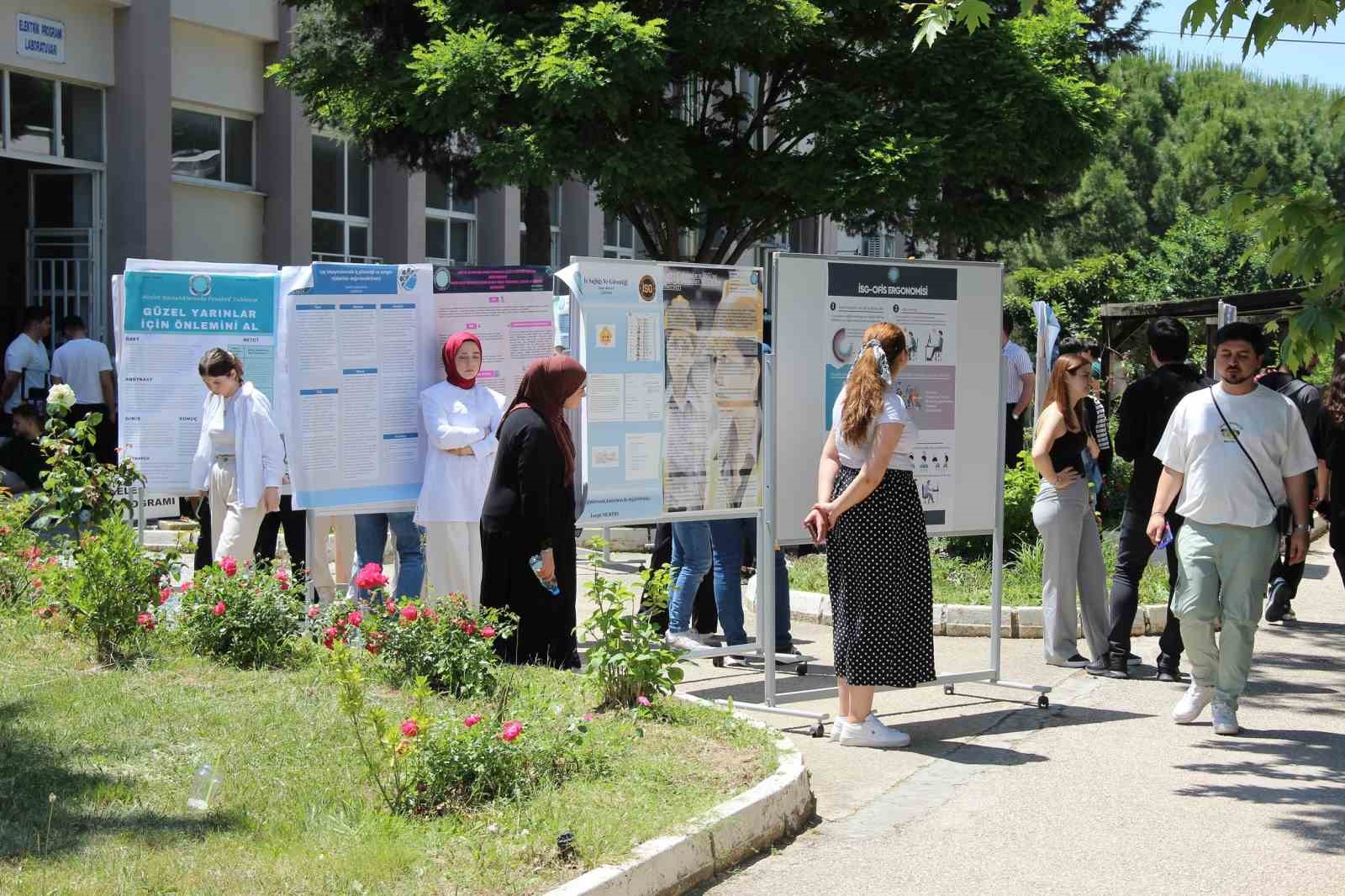 Öğrenci projeleri yılsonu etkinliğinde görücüye çıktı
