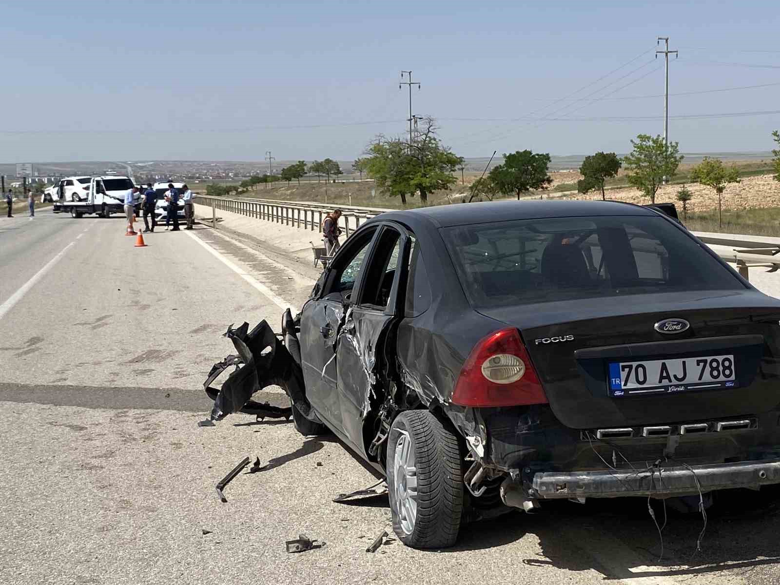 Konya’da iki otomobil çarpıştı: 4 yaralı
