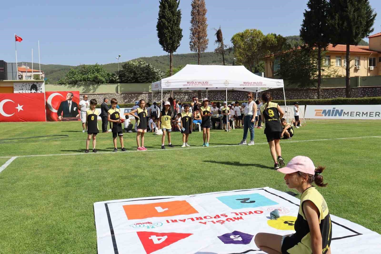 Muğla’da çocuk oyunları şenliği düzenlendi
