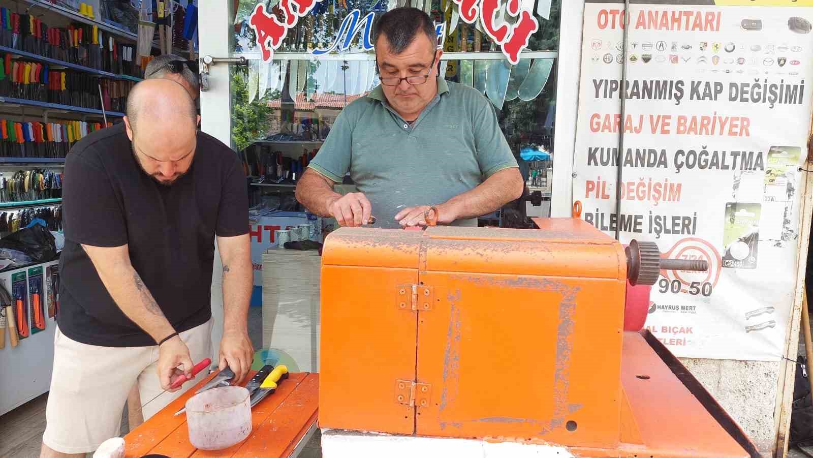 Kurban kesecekler dikkat: Eziyet etmemek için mutlaka bunu yapın
