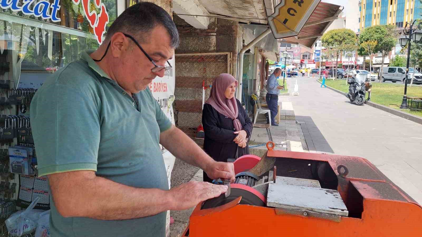 Kurban kesecekler dikkat: Eziyet etmemek için mutlaka bunu yapın
