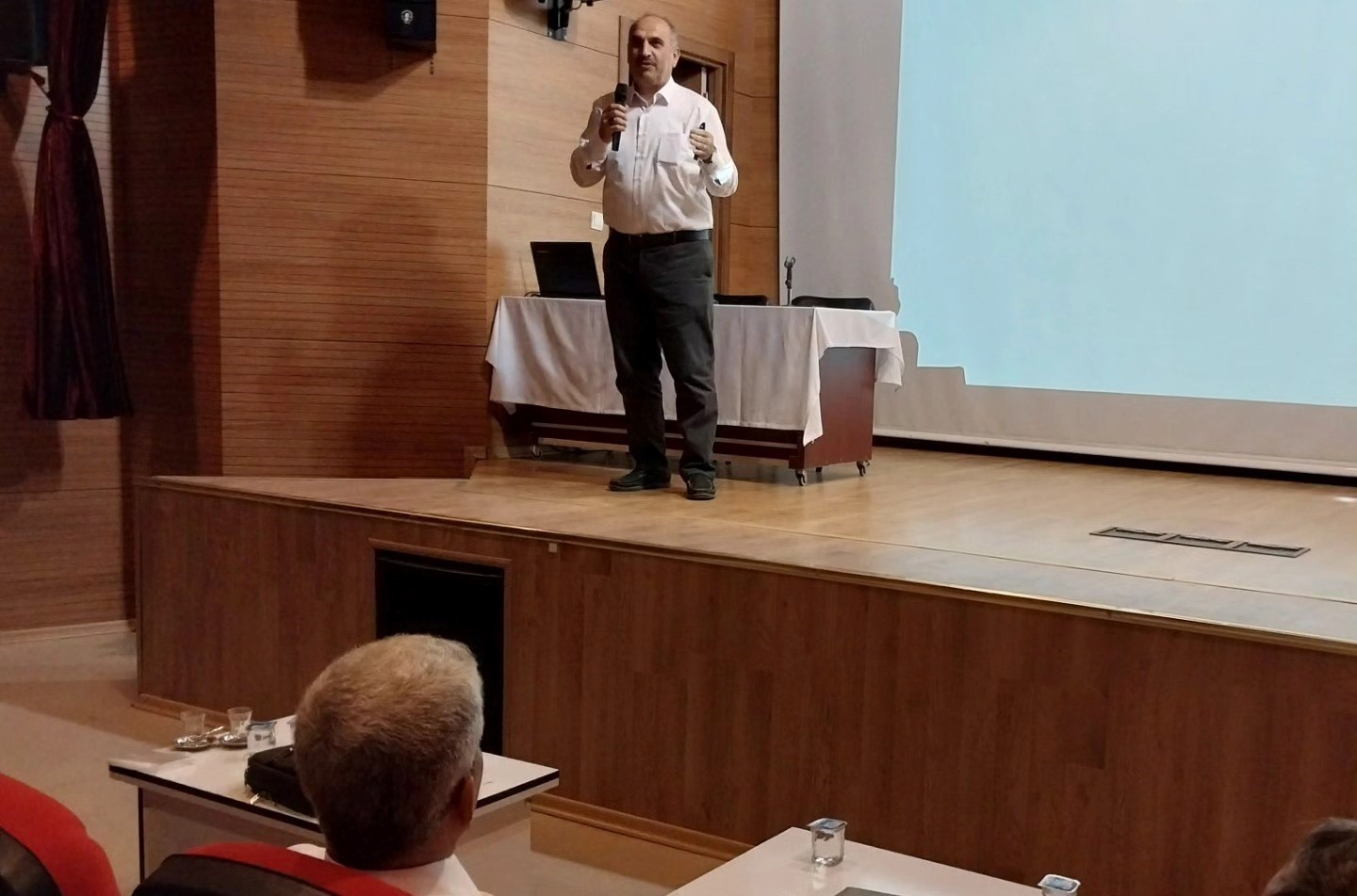 Simav’da Bayan Kur’an kursu öğreticilerine yaz Kur’an kursu semineri
