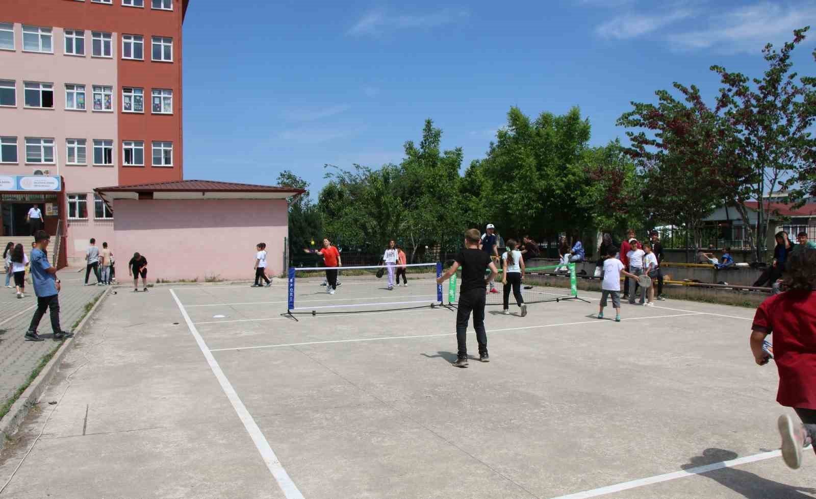 Okulda ’yaza merhaba’ etkinliği
