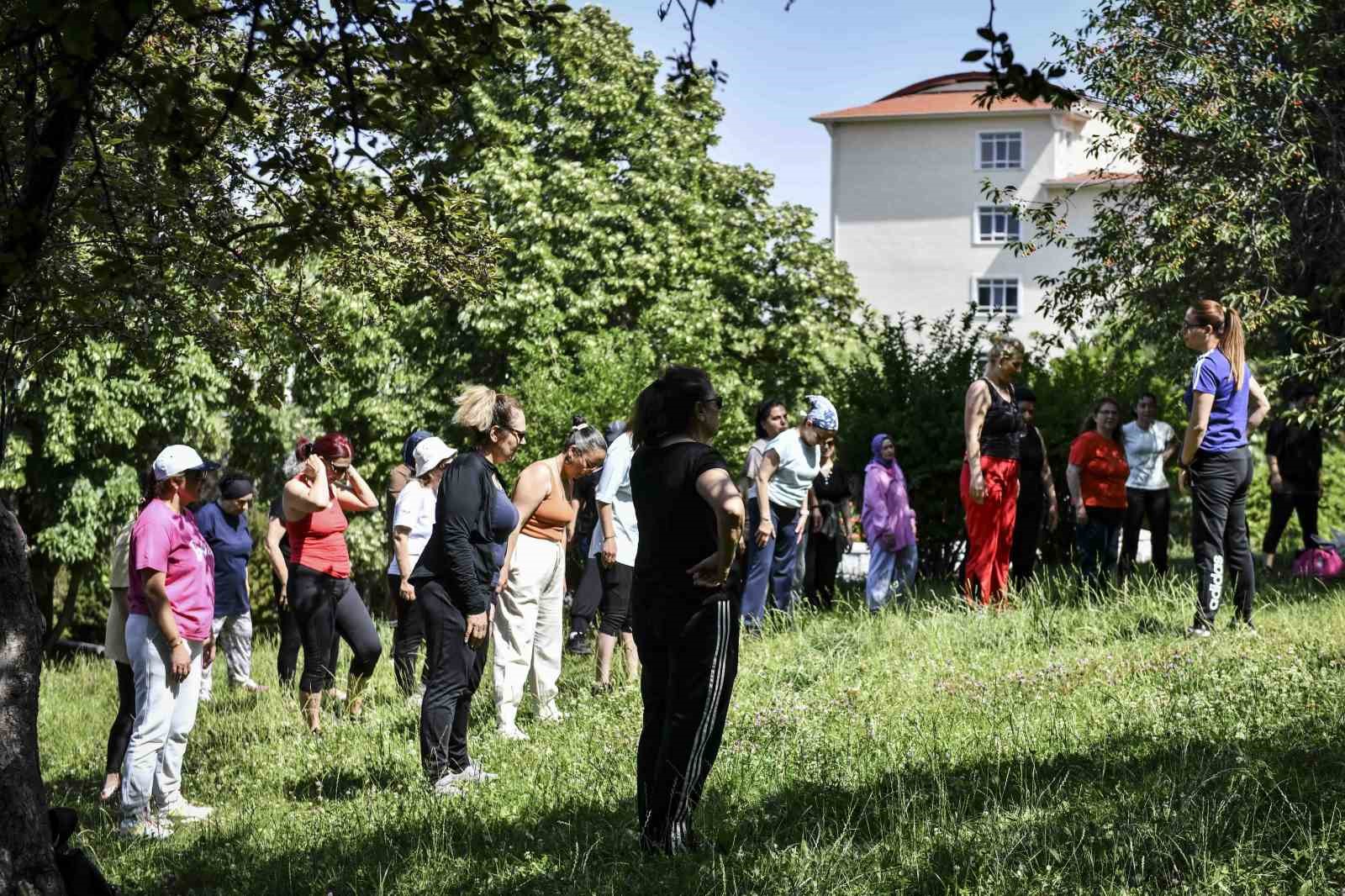 Ankara Büyükşehir Belediyesi’nin ’Parklarda Spor Etkinlikleri’ başladı
