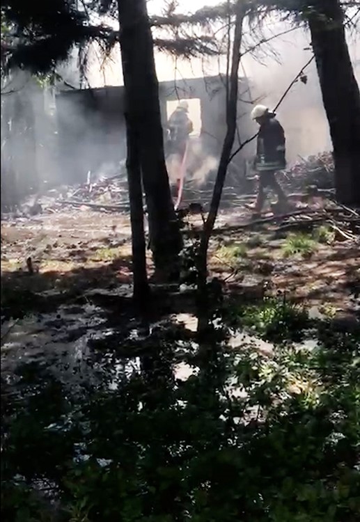 Tokat’ta çalıları yakmak isterken evlerini yaktılar
