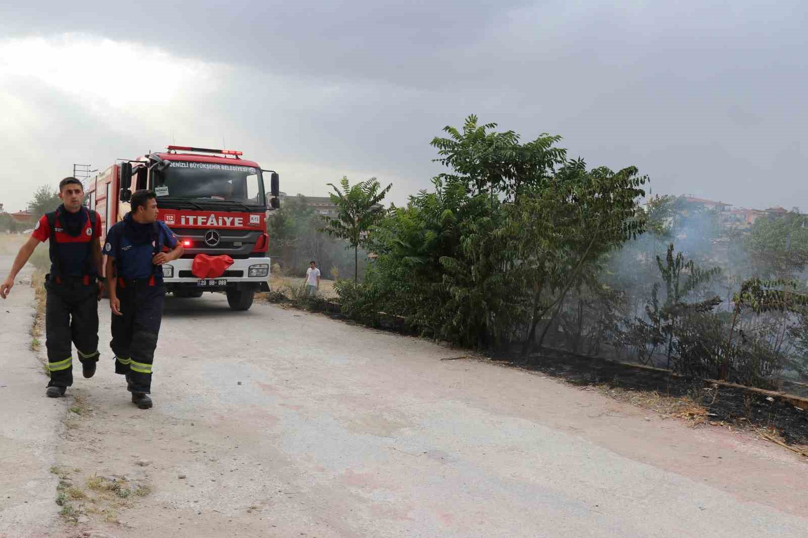 Denizli’deki orman yangınına  havadan ve karadan müdahale ediliyor
