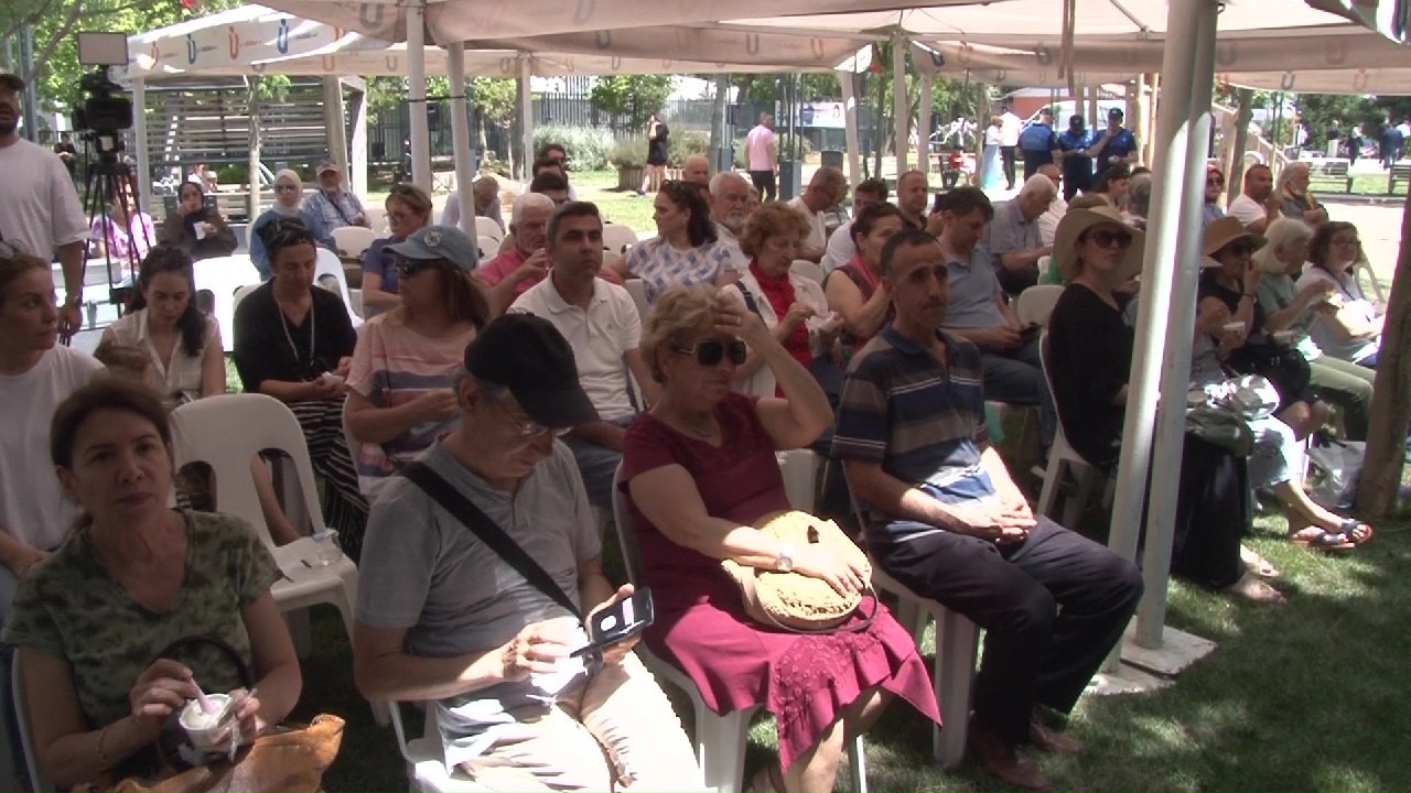 Üsküdar mahalle buluşmalarının ilki Acıbadem mahallesinde gerçekleşti
