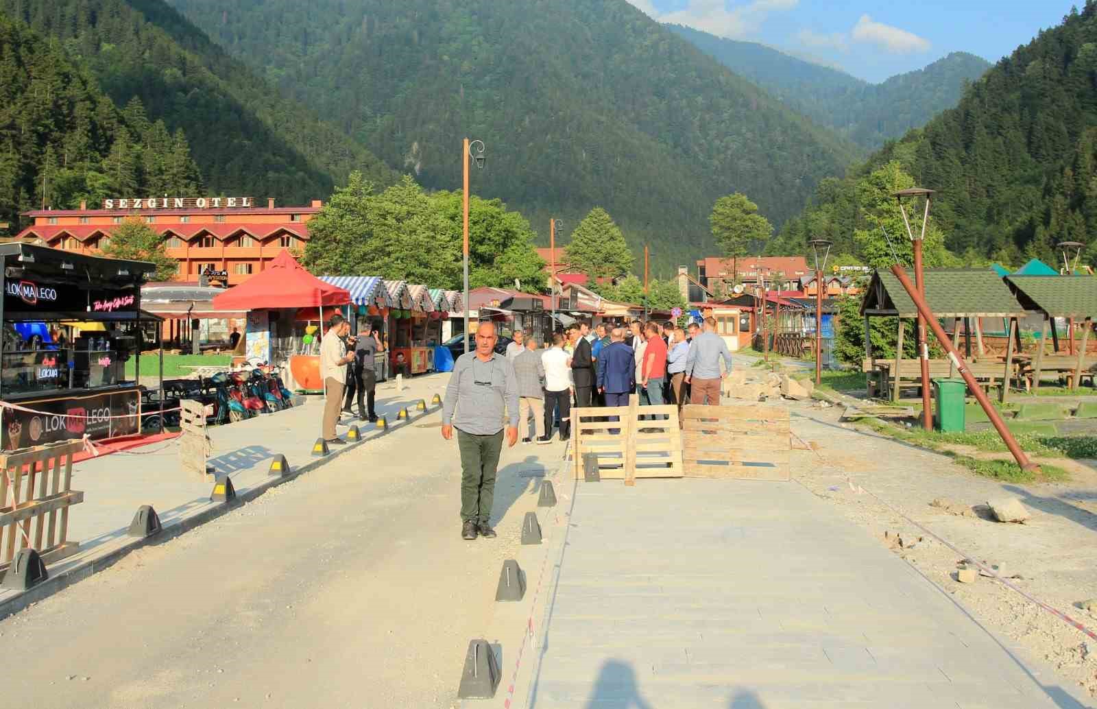 Turizm sezonu öncesi Uzungöl’deki eksikleri yerinde gördüler
