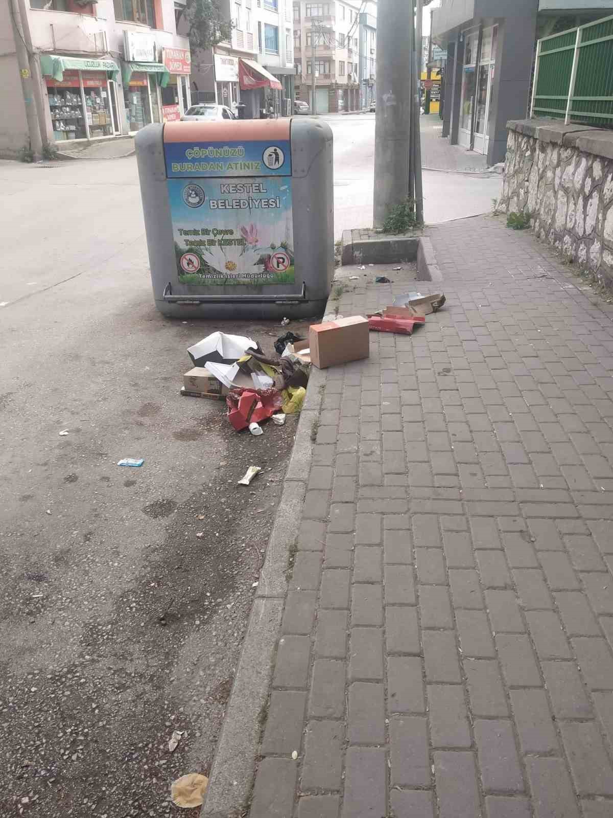 Hava kirliliğinden nefes alamayan o ilçe şimdi de çöplerle boğuşuyor
