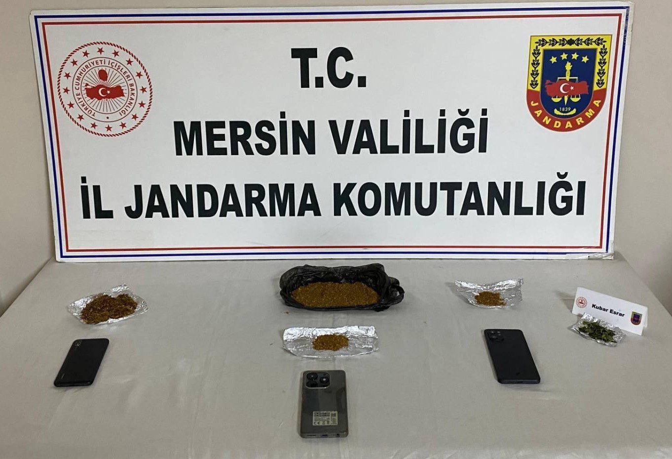 Mersin’de uyuşturucu operasyonu: 5 tutuklama
