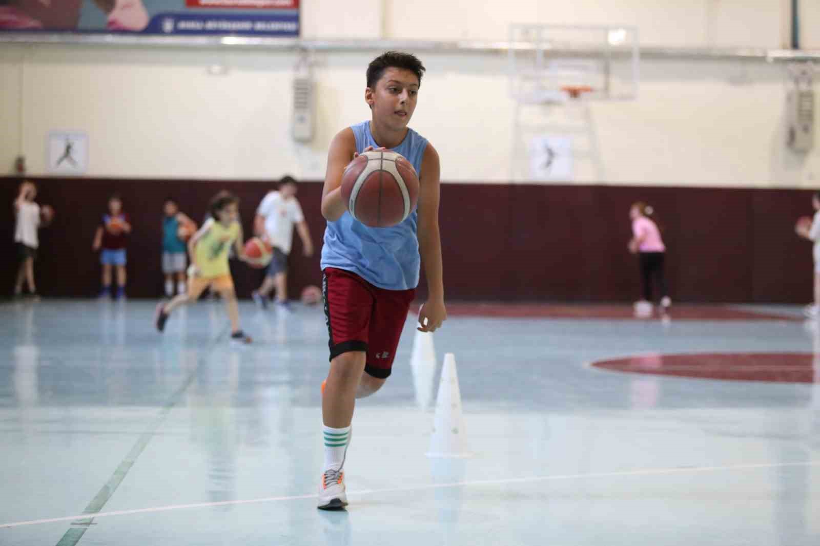 Sporla iç içe tatil başlıyor
