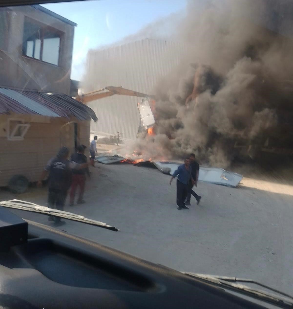 Hatay’da fabrikada çıkan yangın söndürüldü
