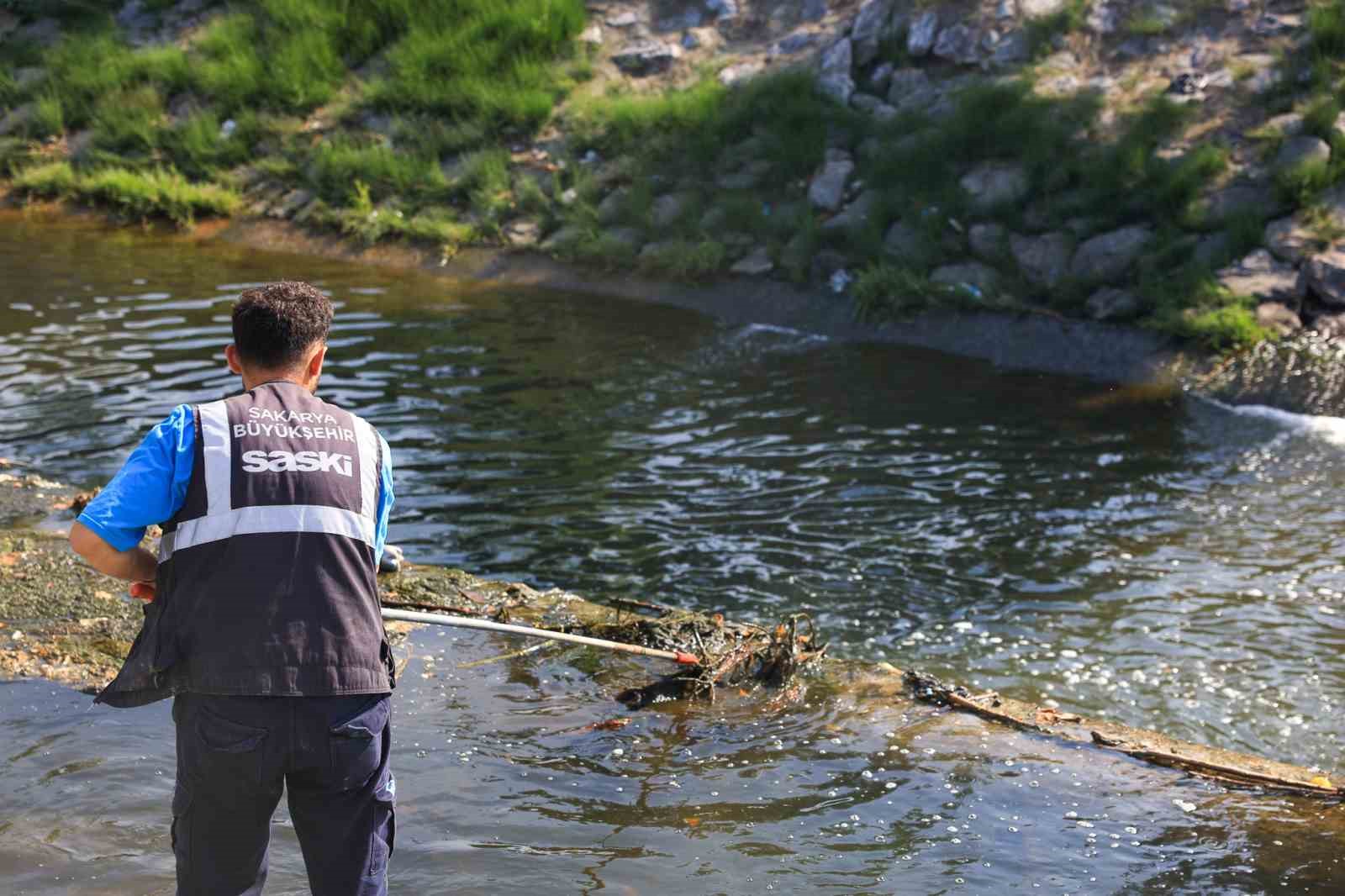 Çark Deresi’ndeki temizlik çalışmaları sıklaştırıldı
