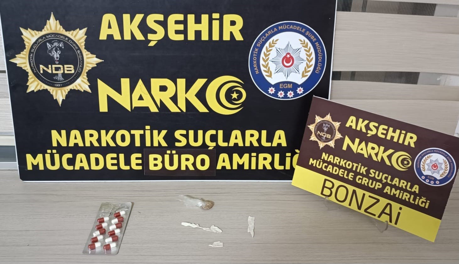 Akşehir Narkotikten uyuşturucu operasyonu: 2 tutuklama
