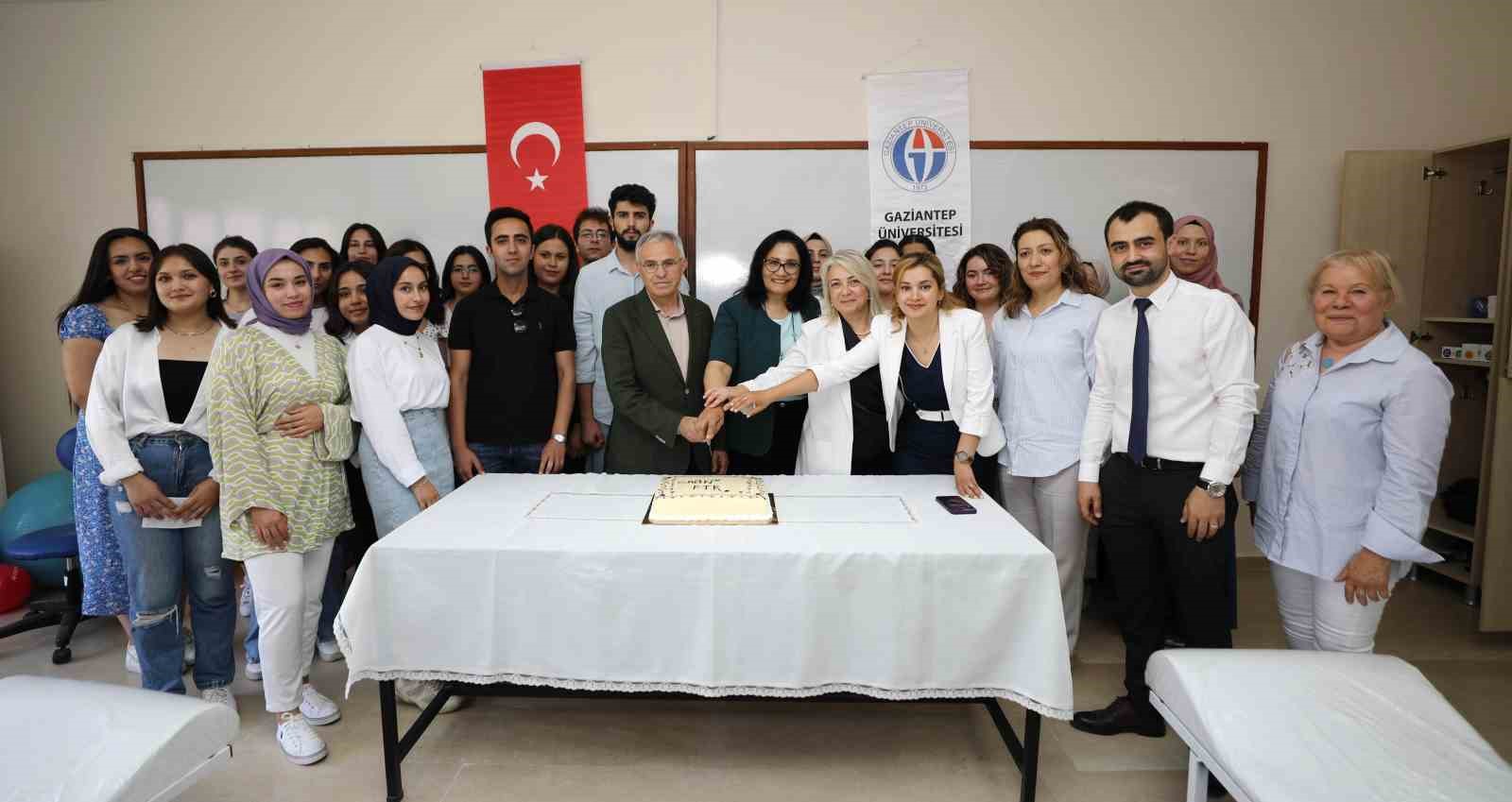 GAÜN FTR Bölümü laboratuvarlarının açılışı yapıldı
